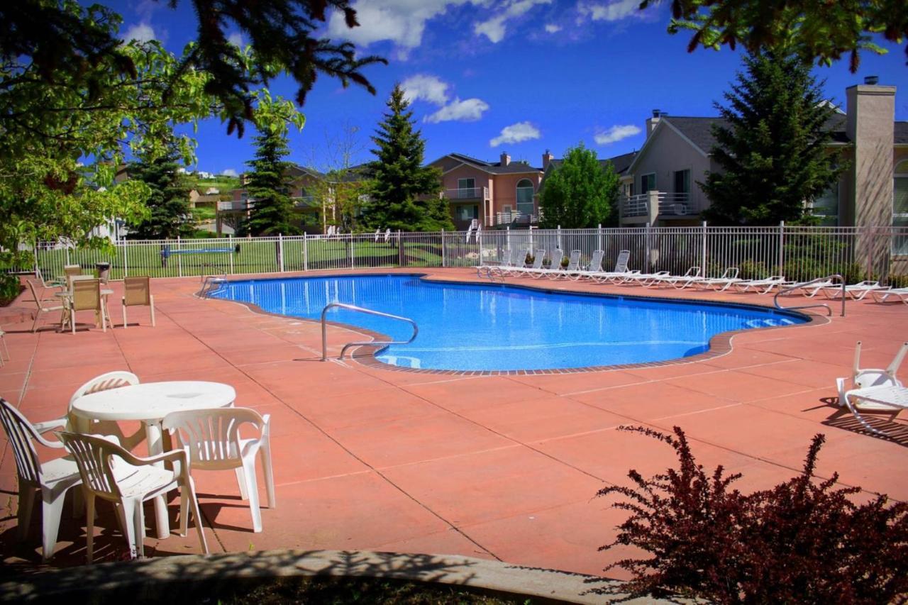 Tennis Court Condo Гардън Сити Екстериор снимка