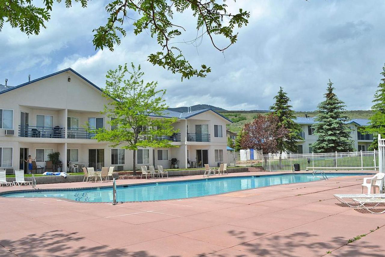 Tennis Court Condo Гардън Сити Екстериор снимка